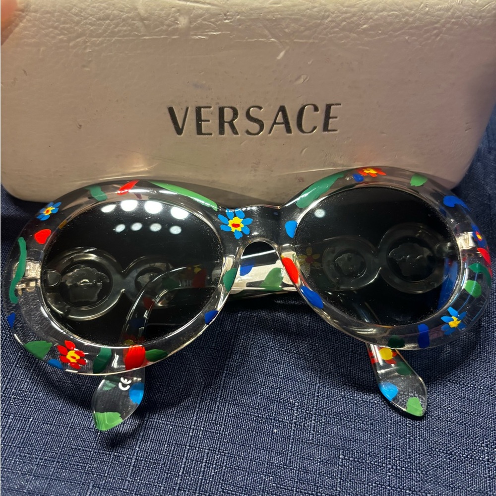 Vintage Versace Multicolor Floral Round Sunglasses Rare! - Picture 3 of 6